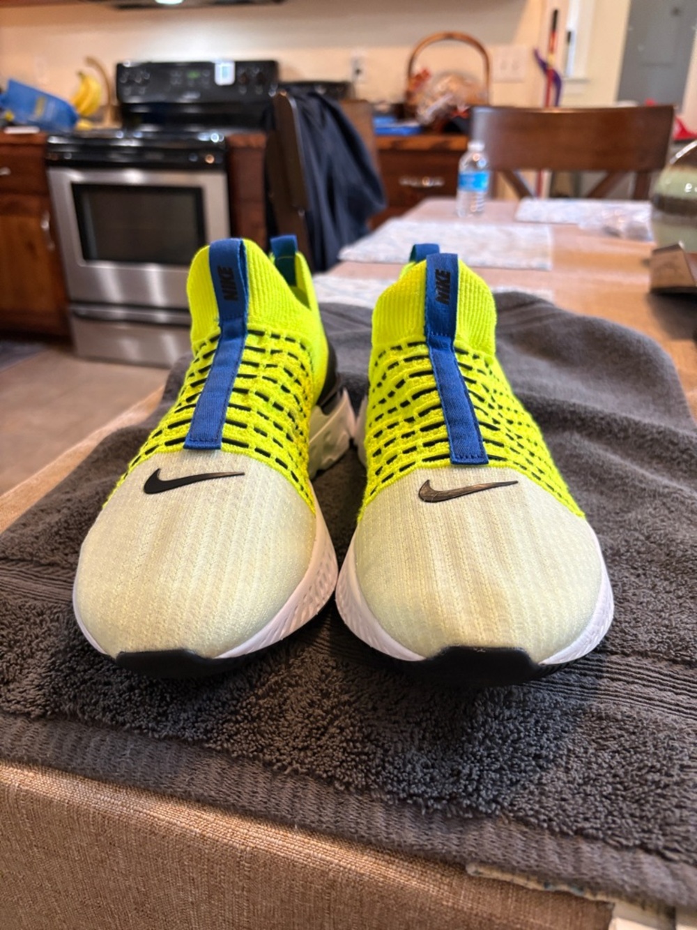 Nike Phantom React Flyknit Volt Blue Running Sneakers (Size 10.5) - Picture 4 of 5